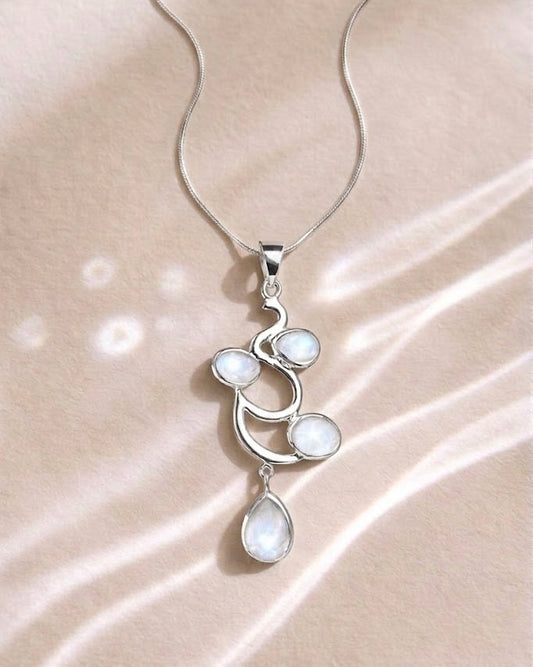 Collar Nadini Piedra Luna
