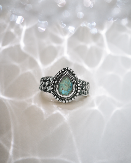 Anillo Tara