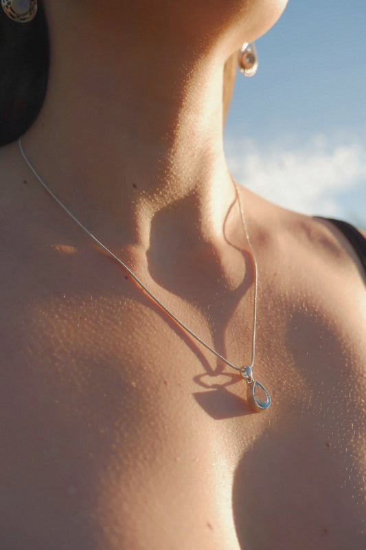 Collar Neela
