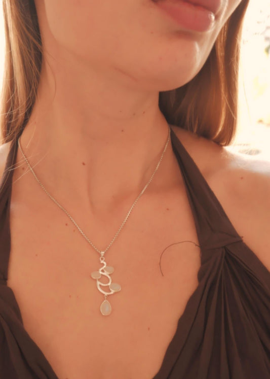 Collar Nadini Piedra Luna